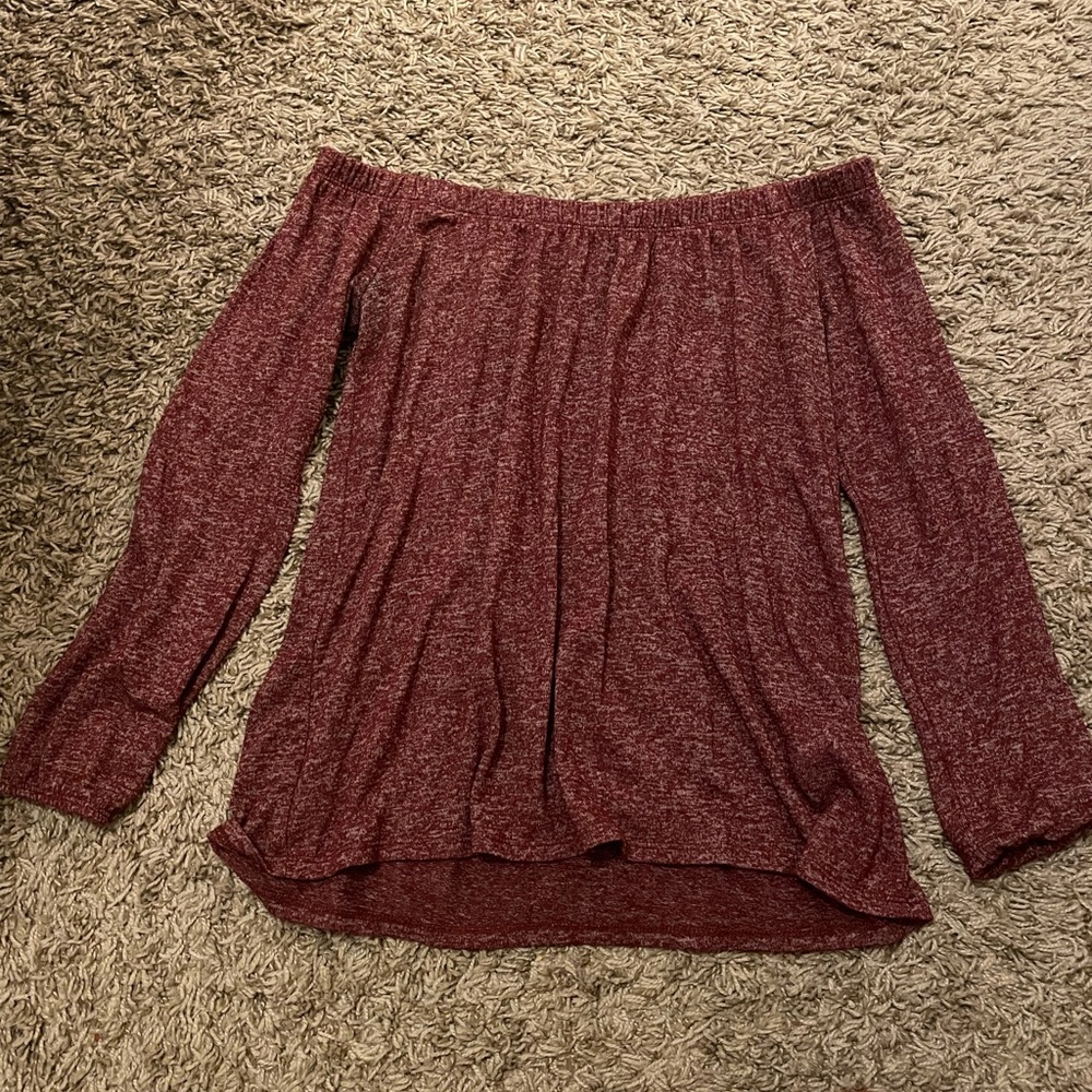Off the shoulder long sleeve top